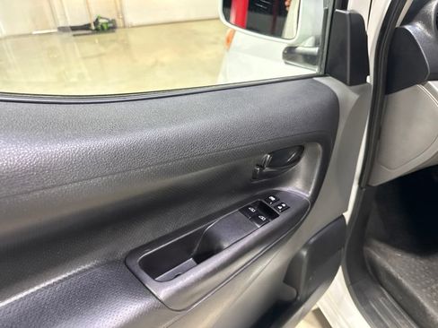 Used 2018 Nissan NV200 SV FWD image 20