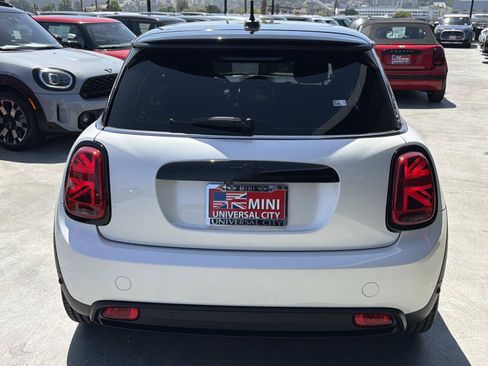 Used 2024 MINI Cooper SE FWD image 4