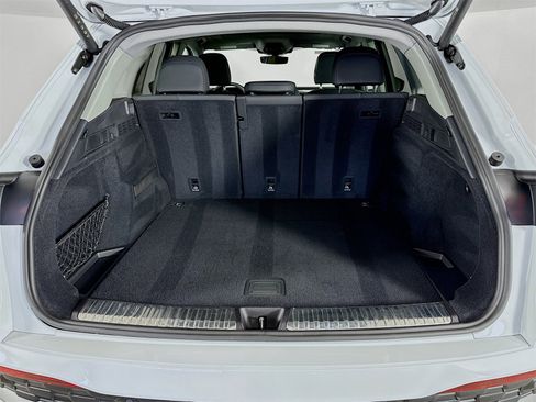 Certified 2025 Audi Q5 Premium Plus w/ Premium Plus image 27