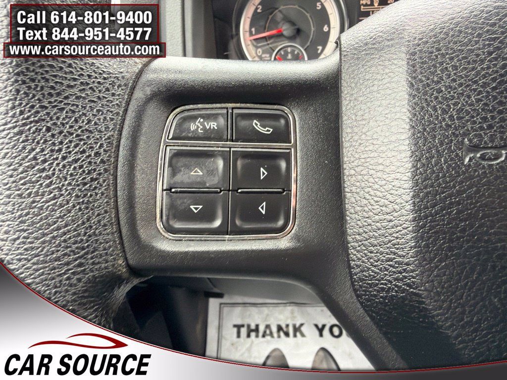 Used 2017 RAM 1500 Classic SLT AWD/4WD image 12
