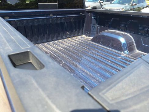 Used 2022 GMC Sierra 1500 SLT RWD image 23