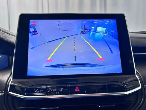 Used 2022 Jeep Compass High Altitude image 16