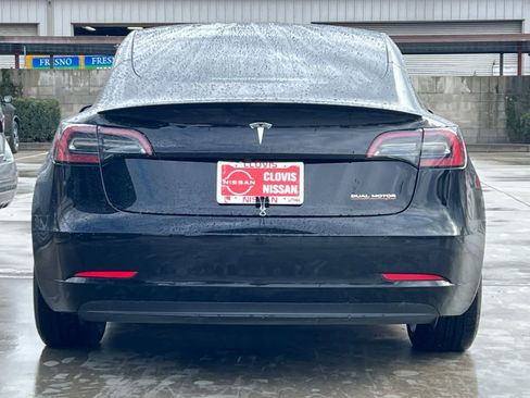 Used 2023 Tesla Model 3 Performance image 8