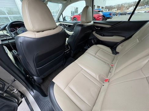 Used 2020 Subaru Outback Limited image 22