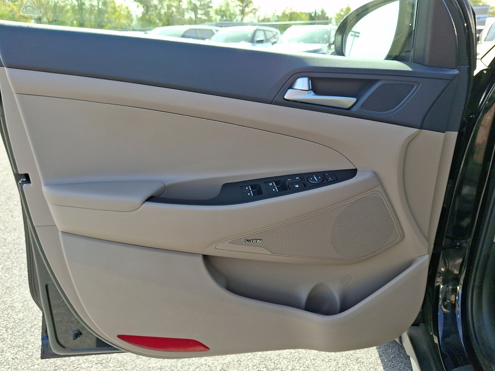 Used 2021 Hyundai Tucson Ultimate w/ Cargo Package AWD/4WD image 14