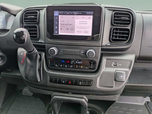 Used 2025 RAM ProMaster 2500 w/ U-Haul Equipment Group FWD image 14