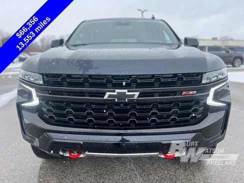 Used 2024 Chevrolet Suburban Z71 w/ Luxury Package image 8