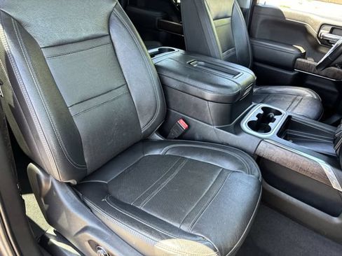 Used 2020 GMC Sierra 1500 Denali w/ Denali Ultimate Package AWD/4WD image 10