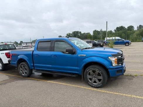 Used 2020 Ford F150 XLT w/ Equipment Group 302A Luxury AWD/4WD image 4