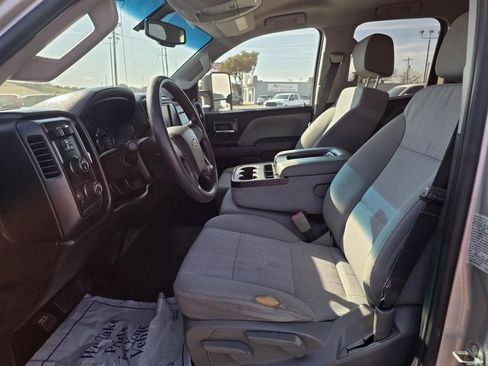 Used 2019 Chevrolet Silverado 2500 W/T image 11