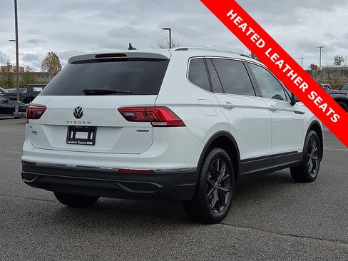 Used 2024 Volkswagen Tiguan SE image 5