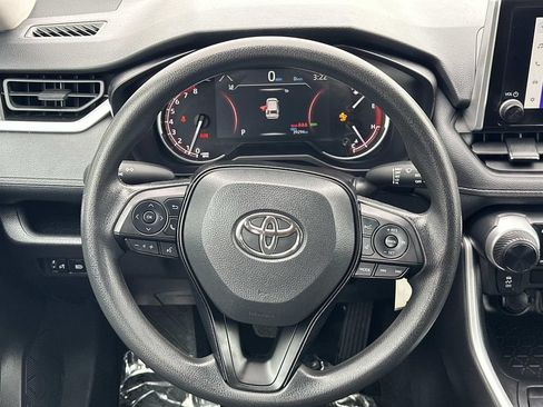 Used 2024 Toyota RAV4 LE AWD/4WD image 20