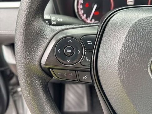 Used 2024 Toyota RAV4 XLE image 20