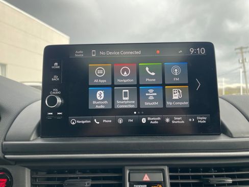 Used 2024 Honda Pilot Elite image 10