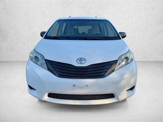 Used 2014 Toyota Sienna L FWD video 2