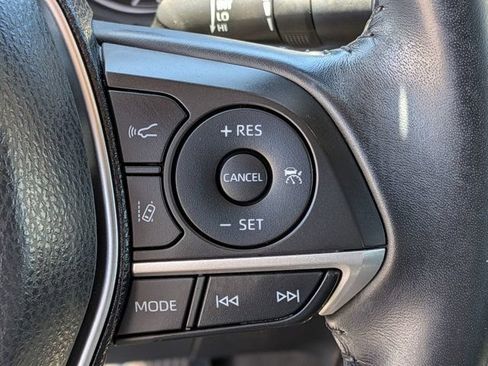 Used 2021 Toyota Camry XLE FWD image 24