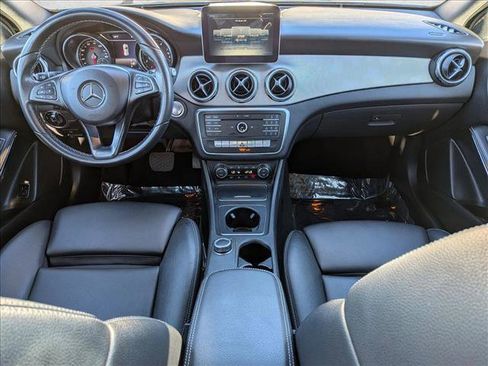 Used 2018 Mercedes-Benz GLA 250 4MATIC image 18