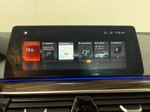 Used 2018 BMW 530e w/ Premium Package 2 RWD image 20