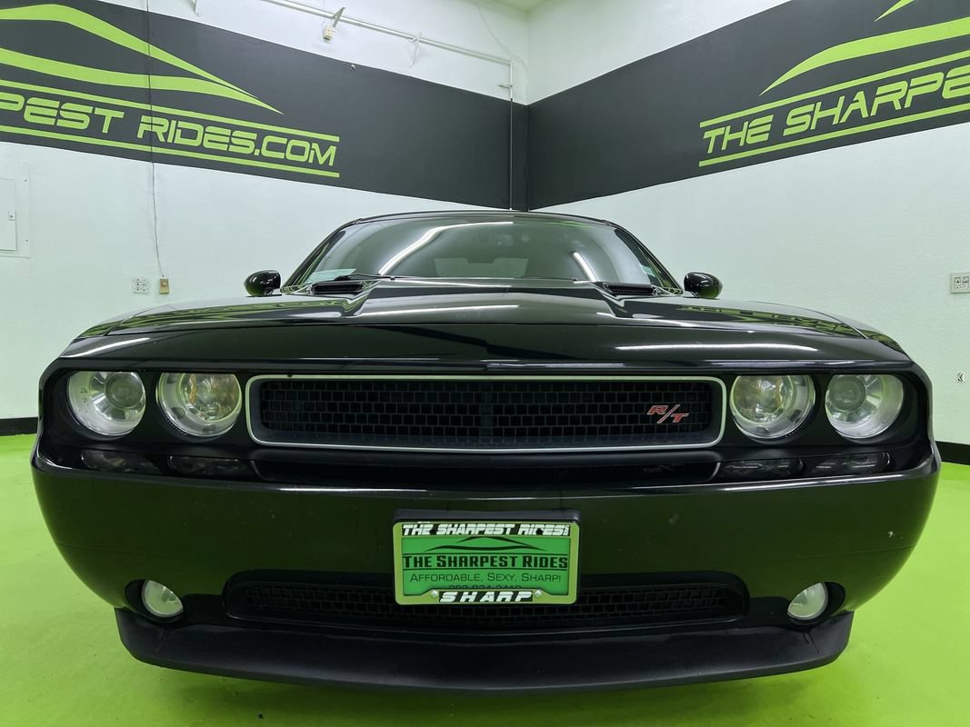 Used 2012 Dodge Challenger R/T RWD image 3