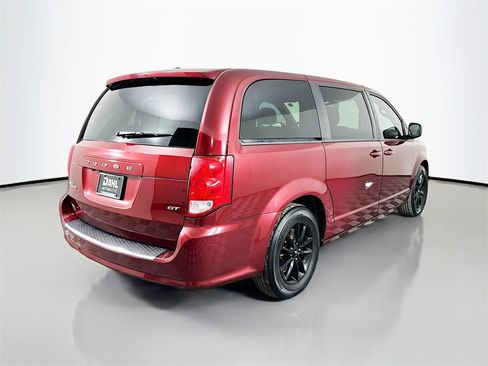 Used 2020 Dodge Grand Caravan GT image 7