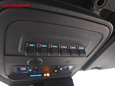 Used 2023 Ford Bronco Wildtrak image 21