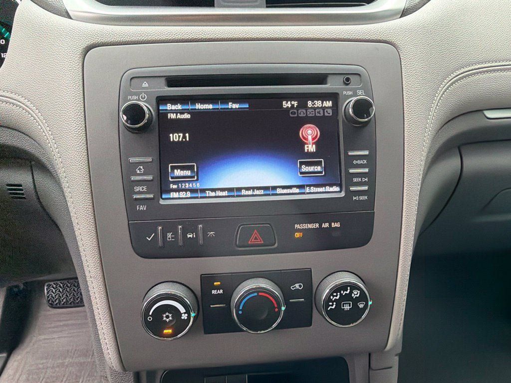 Used 2017 Chevrolet Traverse LS FWD image 20