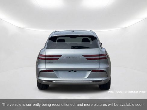 Used 2025 Genesis Electrified GV70 AWD/4WD image 7