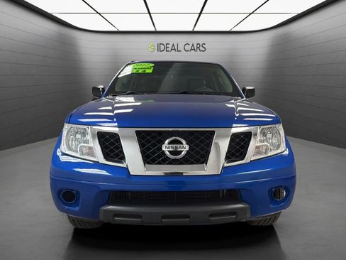 Used 2012 Nissan Frontier SV AWD/4WD image 2