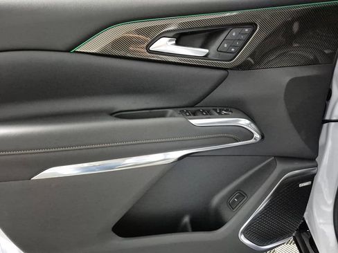 New 2026 Chevrolet Traverse High Country image 13