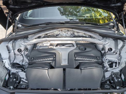 Used 2025 Aston Martin DBX 707 image 45