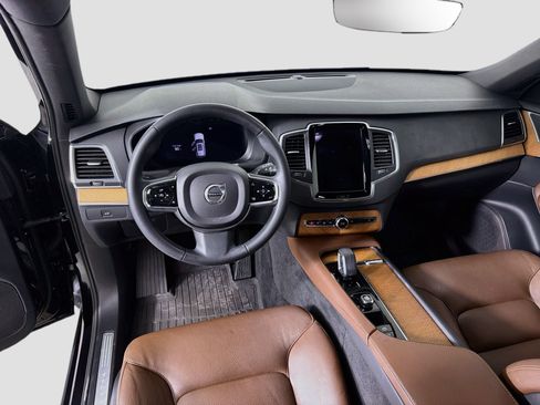 Certified 2023 Volvo XC90 B6 Core w/ Protection Package Premier AWD/4WD image 24