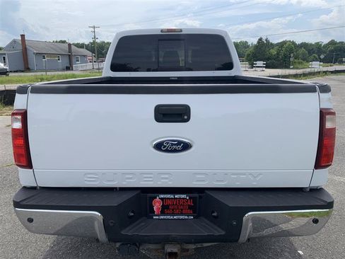 Used 2012 Ford F250 Lariat w/ Chrome Pkg AWD/4WD image 4