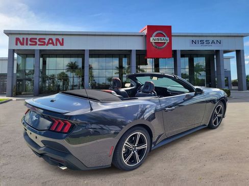 Used 2024 Ford Mustang Premium RWD image 5