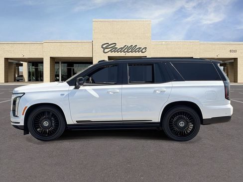 Certified 2025 Cadillac Escalade Sport w/ Touring Package AWD/4WD image 8