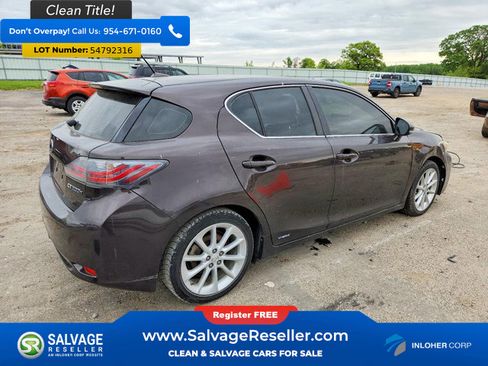 Used 2013 Lexus CT 200h w/ Premium Pkg w/Navigation FWD image 4