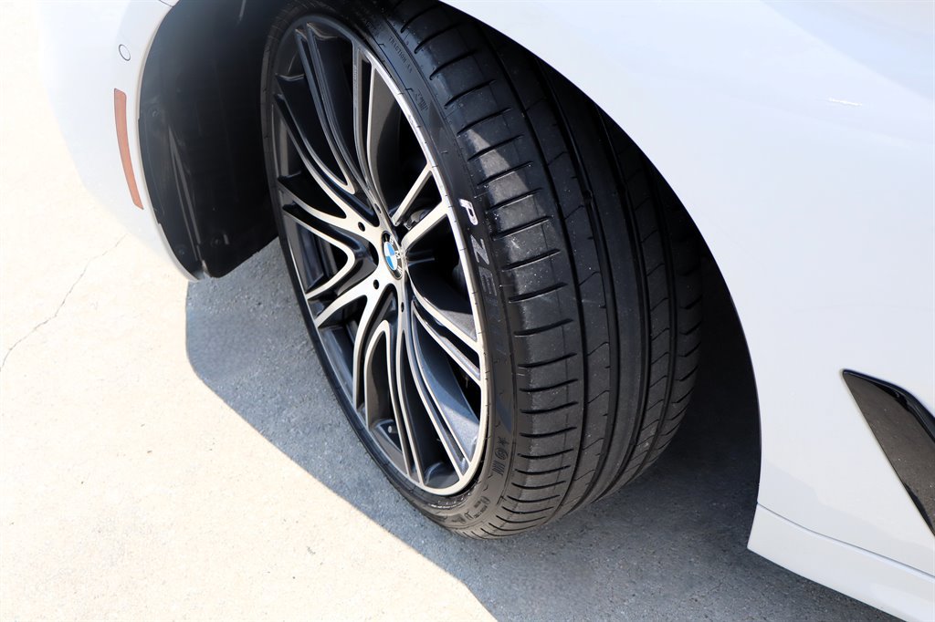 Used 2018 BMW 540i RWD image 13