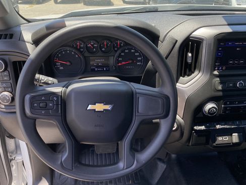Used 2022 Chevrolet Silverado 1500 W/T w/ WT Value Package AWD/4WD image 12