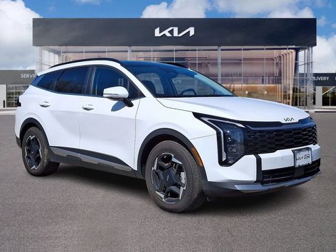 Certified 2026 Kia Sportage EX w/ EX Panorama Roof Package FWD image 1