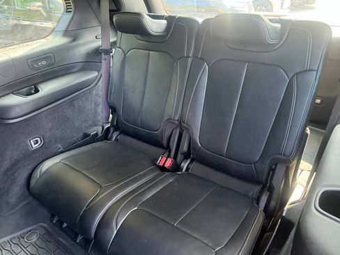 Used 2023 Jeep Grand Cherokee L Overland w/ MOPAR Finishing Package AWD/4WD image 21