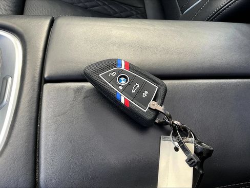 Used 2021 BMW 740i xDrive w/ Luxury Rear Seating Package AWD/4WD image 34