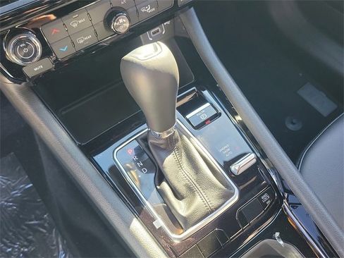 New 2026 Jeep Compass Latitude image 26