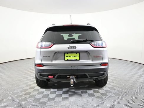 Used 2019 Jeep Cherokee Trailhawk w/ Cold Weather Group AWD/4WD image 5