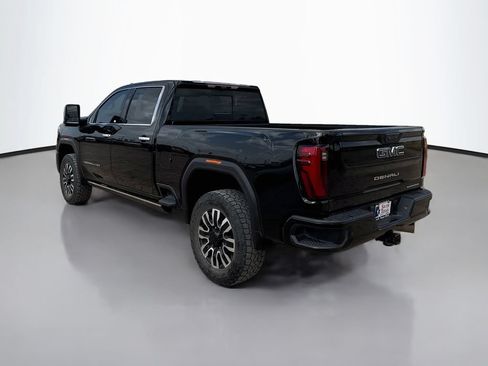 Used 2025 GMC Sierra 3500 Denali Ultimate AWD/4WD image 5