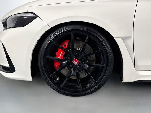 Used 2023 Honda Civic Type R image 30