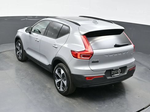 Certified 2026 Volvo XC40 B5 Plus w/ Protection Package Premier AWD/4WD image 34