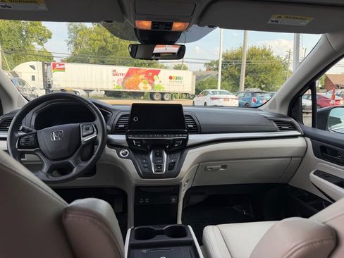 Used 2025 Honda Odyssey EX-L image 21