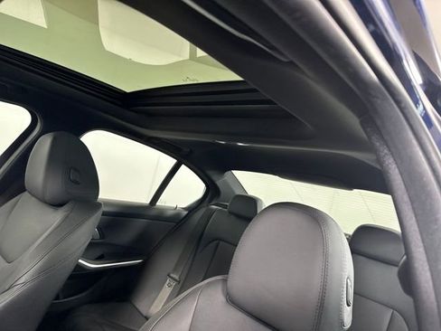 Used 2019 BMW 330i xDrive Sedan w/ Premium Package image 12