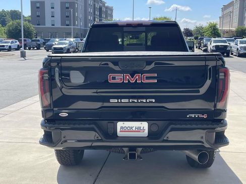 Used 2024 GMC Sierra 2500 AT4 w/ AT4 Premium Plus Package AWD/4WD image 7