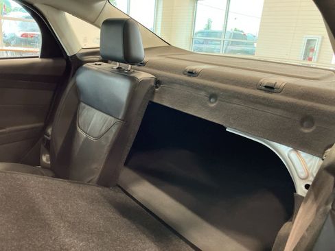 Used 2016 Ford Focus Titanium w/ Exterior Protection Package image 25