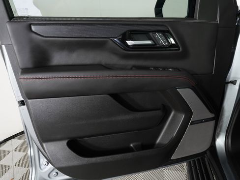 Used 2026 GMC Yukon AT4 Ultimate AWD/4WD image 17